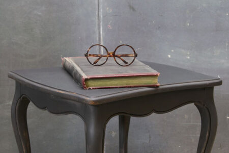 Why You Should Choose Reclaimed Furniture Image